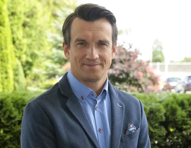 Czarnecki aktor - Fascynująca biografia i najważniejsze role Michała