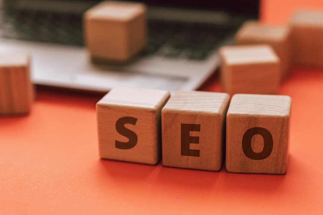 SEO na detektorze kłamstw: Jak Twoja strona próbuje oszukiwać Google.