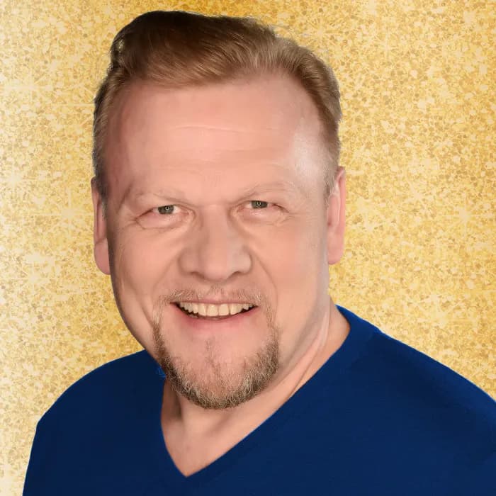 Jacek Lenartowicz aktor: Fascynująca biografia i osiągnięcia w teatrze